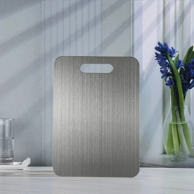 Premium snijplank van puur titanium
