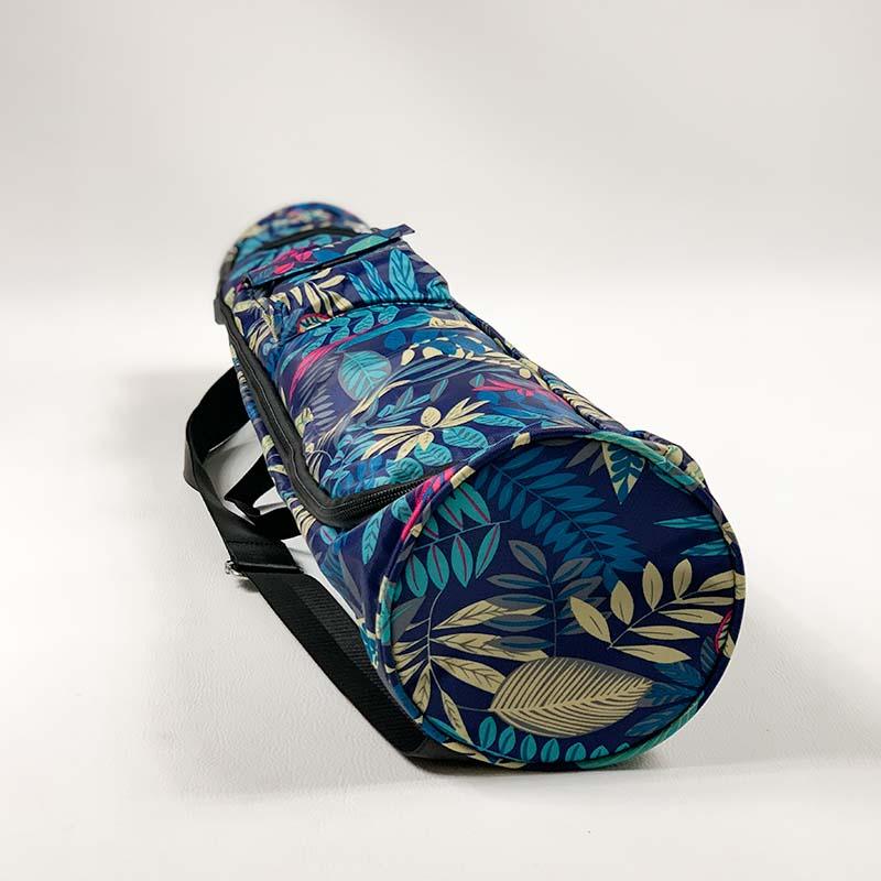 CalmLeaf Yogamat tas Serenity Blue met bladerenprint – duurzame en waterdichte tas voor je yogamat