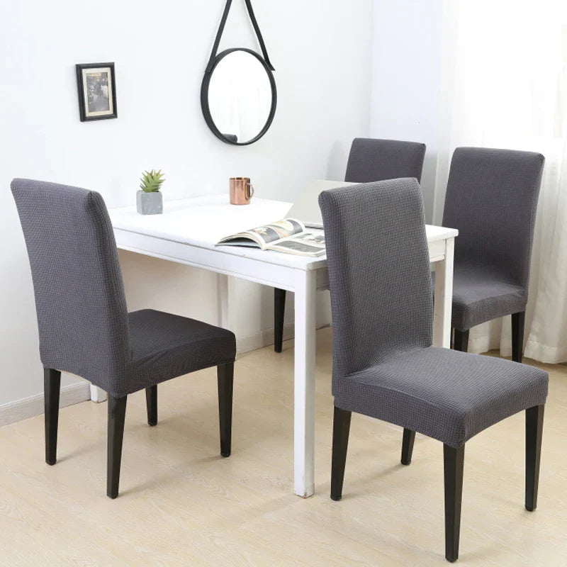 ZenSeat Stoelhoezen  – rust en stijl aan tafel, duurzaam beschermd.