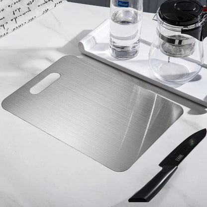 Premium snijplank van puur titanium