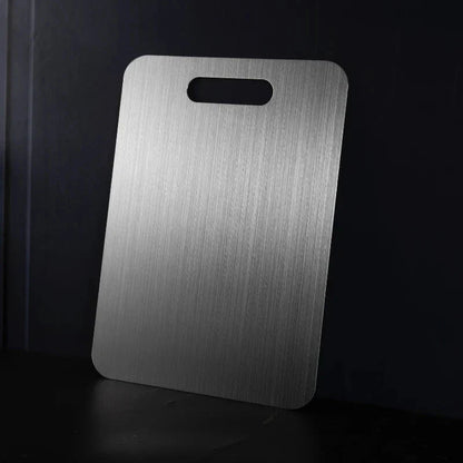 Premium snijplank van puur titanium